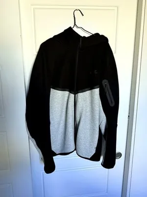 Nike Tech Fleece Full-Zip Jacket Black/Dark Grey Heather Win